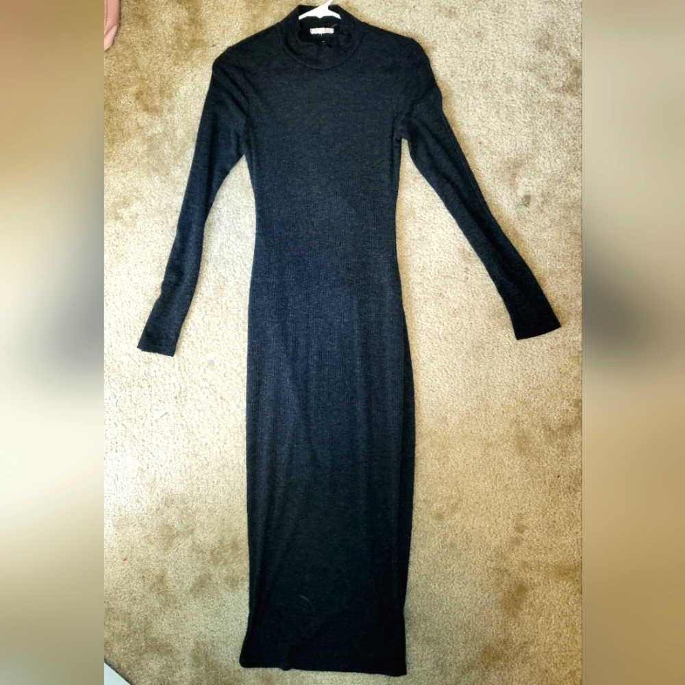 Open lower back maxi dress